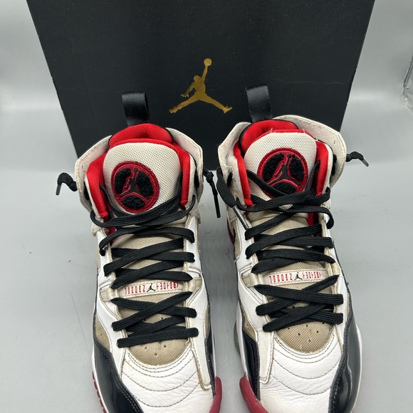 NIB Nike GS Jumpman Two Trey BLACK/UNIVERSITY RED/BLACK/WHITE DQ8431 106 - Picture 5 of 8